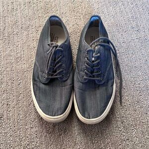 Crevo memory foam upper balance grey blue shoes like new